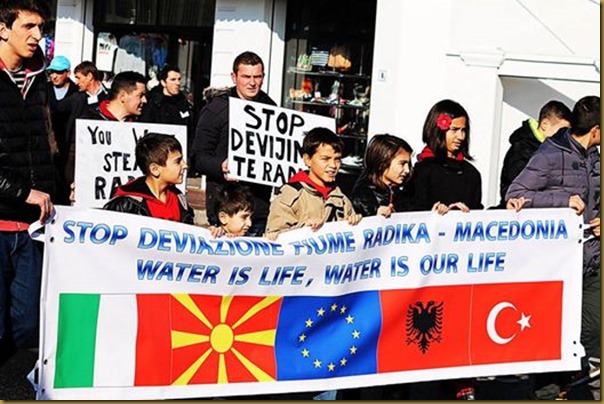 1620787_527197170728870_167295209_n