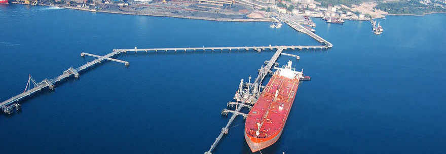 20140910_veduta_aerea_petroliera_al_pontile