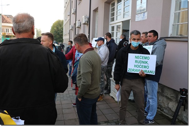 Tražimo od naših predstavnika u opštinskoj vlasti da stanu u zaštitu građana - apeluju ugroženi građani